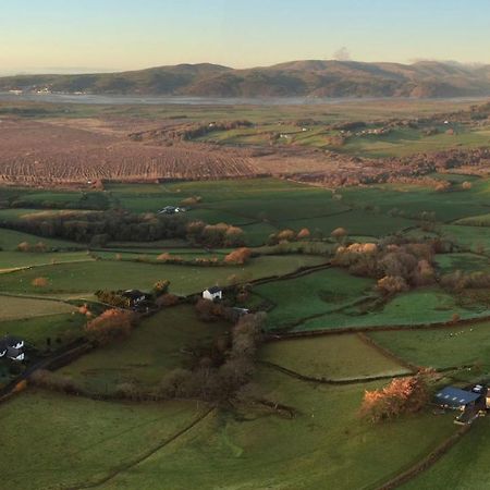 Вилла Breathtaking Views With A Hot Tub - Bwlch Cliced Tal-y-bont  Экстерьер фото